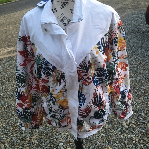 Fall zip up coat - Picture 3 of 3